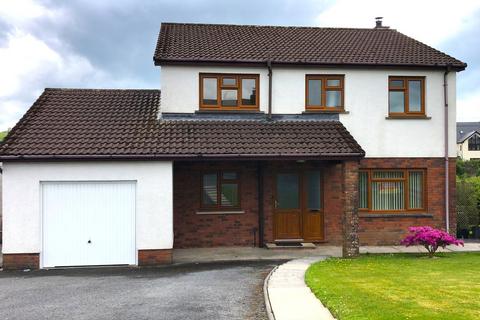 Bro Helyg, Carmarthen SA32 4 bed detached house for sale