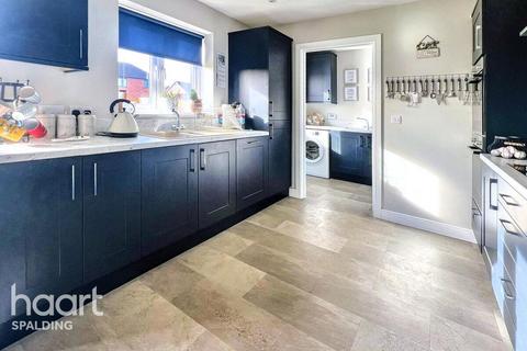 Weston PE12 4 bed detached house for sale