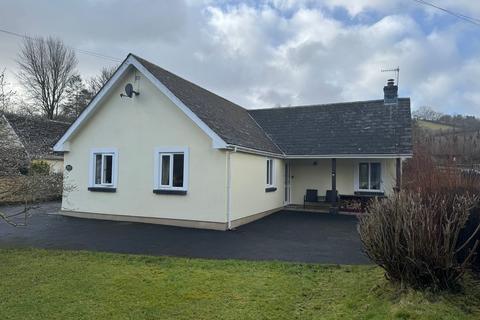 Gorrig Road, Pentrellwyn, Llandysul... 3 bed detached bungalow for sale