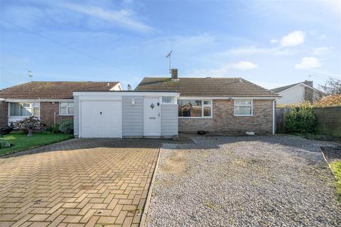 Hedgeway, Felpham 2 bed detached bungalow for sale