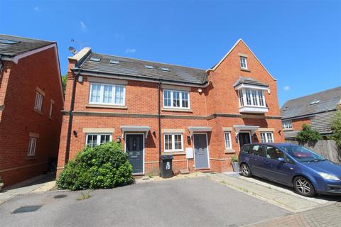 Derisley Close, Byfleet, West Byfleet 3 bed townhouse for sale