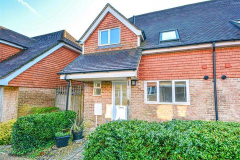 Mitre Way, Battle 4 bed end of terrace house for sale