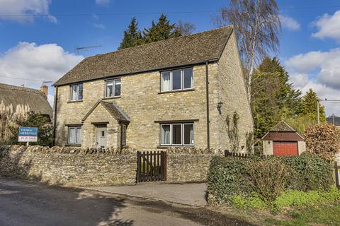 Summerside, Oxfordshire, SN7 4 bed detached house for sale