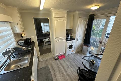 Crays Hill, Billericay, Essex 2 bed park home for sale