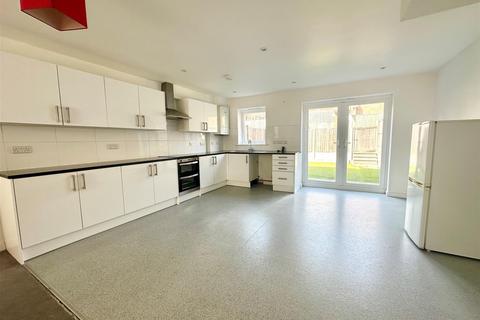 Coombe Road, Brighton, East Sussex 5 bed terraced house for sale