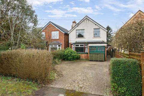 Radley,  Oxfordshire,  OX14 3 bed detached house for sale