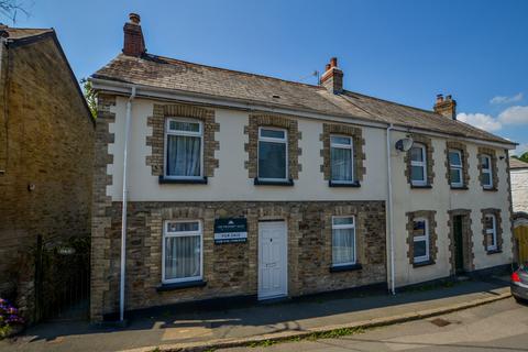 Grenville Road, Lostwithiel... 2 bed end of terrace house for sale