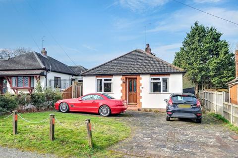 Butts Way, Chelmsford CM2 2 bed detached bungalow for sale