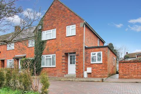 Wickham, Hampshire 3 bed end of terrace house for sale