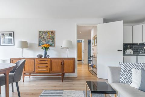 Hicks House, Frean Street, London 2 bed flat for sale