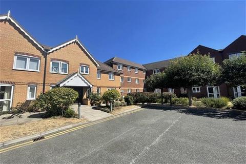 Railway Street, Braintree, CM7 2 bed ground floor flat for sale