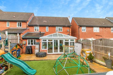 Buttercup Lane, Wakefield WF3 3 bed end of terrace house for sale