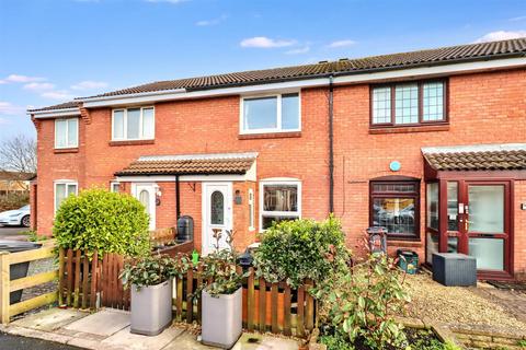 Cul se sac close to lovely walks in... 2 bed terraced house for sale