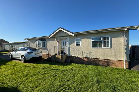 The Broadway, Lancing, BN15 2 bed park home for sale