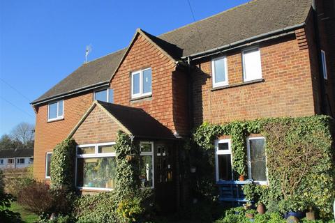 Tudor Crescent, Sevenoaks TN14 5 bed house for sale