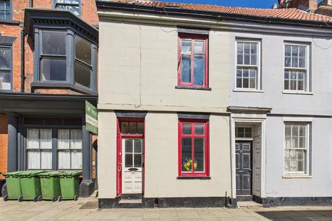 High Street, Bridlington 3 bed terraced house for sale