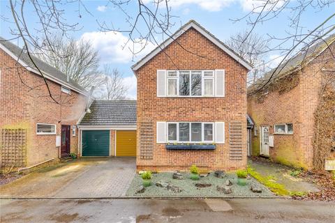 Wrights Orchard, Brook Field, Aston, SG2 3 bed link detached house for sale