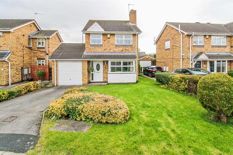 Ridings Close, Wakefield WF3 3 bed detached house for sale