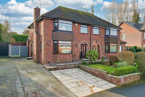 Hollow Drive, Stockton Heath, Warrington 3 bed semi