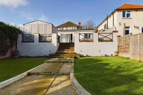 St. Margarets Road, Coulsdon CR5 4 bed detached house for sale