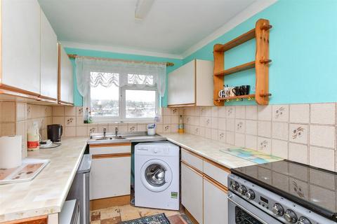 Kipling Avenue, Woodingdean... 2 bed flat for sale