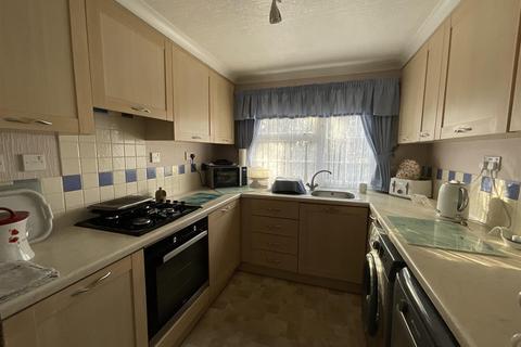Shipbourne Road, Tonbridge, Kent 2 bed park home for sale