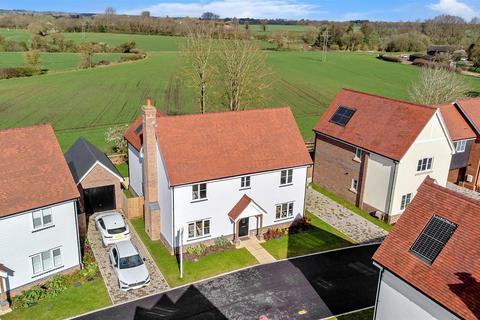 Scholars Close, Felsted CM6 4 bed detached house for sale