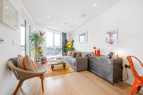 Stockwell Park Walk, SW9 1 bed flat for sale