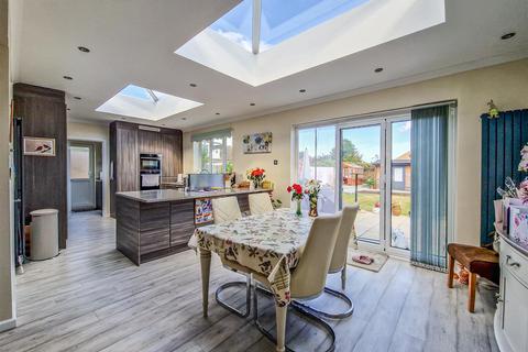4 bedroom semi-detached bungalow for sale