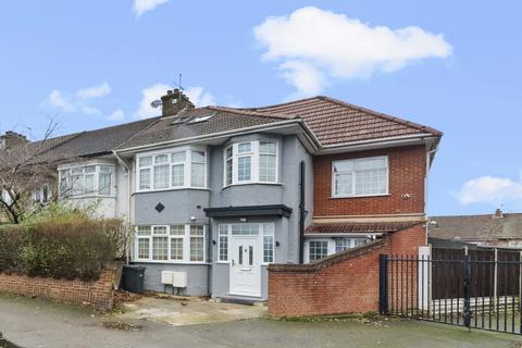 Harold Road, London, NW10 8 bed end of terrace house for sale