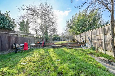 Rossall Crescent, West Twyford... 4 bed semi