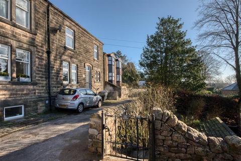 Wellfield, Matlock DE4 4 bed end of terrace house for sale