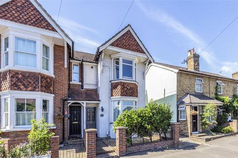 Eastworth Road, Chertsey KT16 3 bed semi