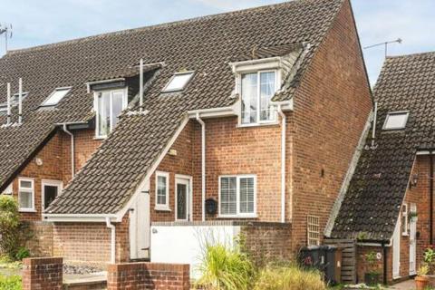 Goodey Meade, Stevenage SG2 3 bed terraced house for sale