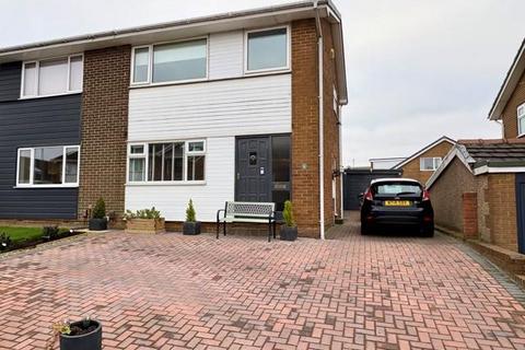 Moorside Gardens, Drighlington, Bradford 3 bed semi