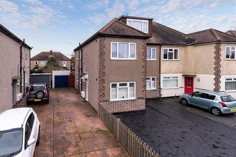 Harding Road, Bexleyheath, DA7 4 bed maisonette for sale