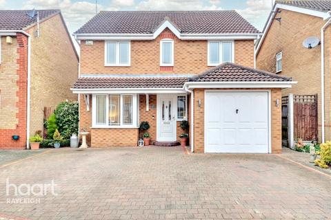 Downhall Park Way, Rayleigh 4 bed detached house for sale