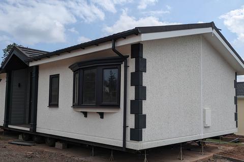 Bromyard, Herefordshire, HR7 2 bed park home for sale