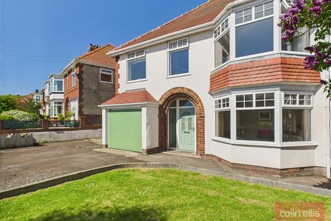 Cornelian Drive, Scarborough 4 bed semi