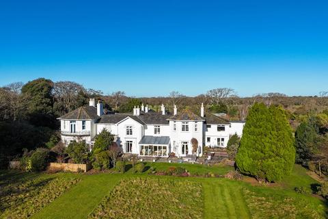 Hordle Lane, Hordle, Lymington, SO41 3 bed maisonette for sale