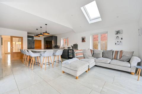 Barley Mead, Maidenhead, SL6 5 bed detached house for sale
