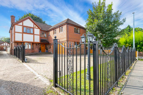 The Sycamores, Essex, CM5 4 bed house for sale