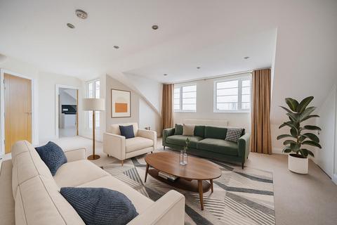 Penthouse Apartment, Finchley Road, NW3 2 bed flat for sale