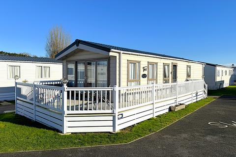 Rye Harbour Road, Rye Harbour TN31 2 bed holiday park home for sale