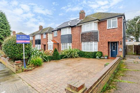 Crest Gardens, Ruislip 3 bed semi
