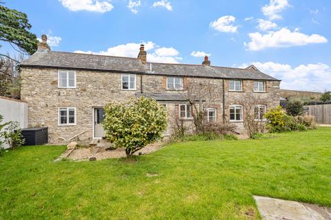 Sutton Poyntz, Dorset 3 bed detached house for sale