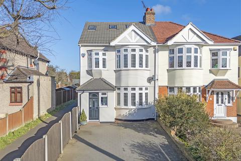 Osborne Road, Hornchurch, RM11 4 bed semi