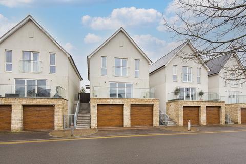 The Avenue, Tunbridge Wells 3 bed detached house for sale