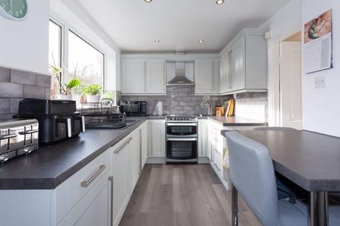 Harvey Road, Congleton 3 bed detached house for sale