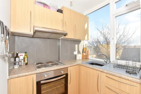 Canterbury Road, Whitstable, Kent 2 bed apartment for sale